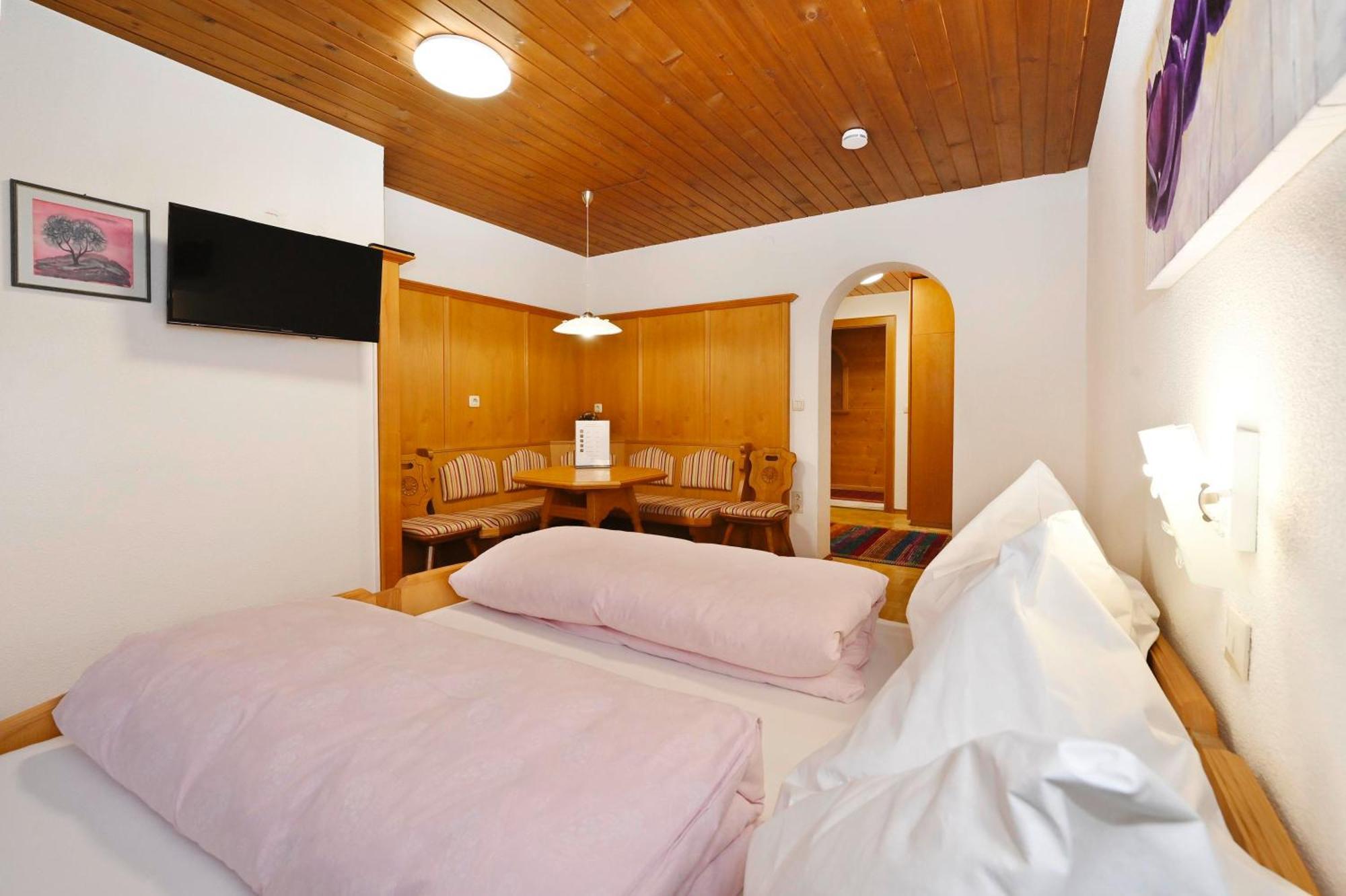 שרונס Gaestehaus Rundblick מראה חיצוני תמונה