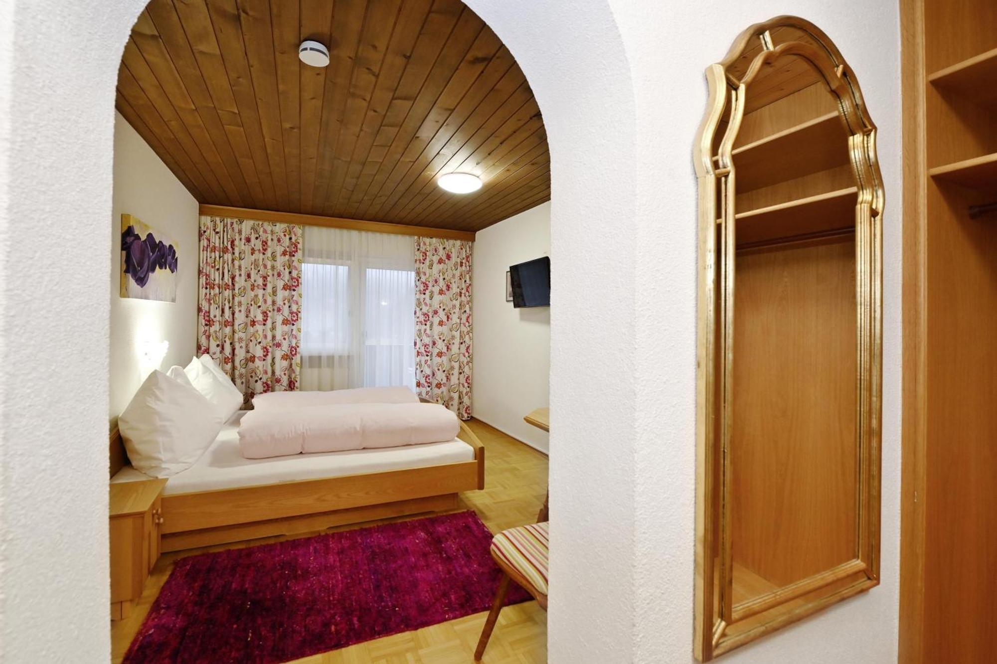 שרונס Gaestehaus Rundblick מראה חיצוני תמונה