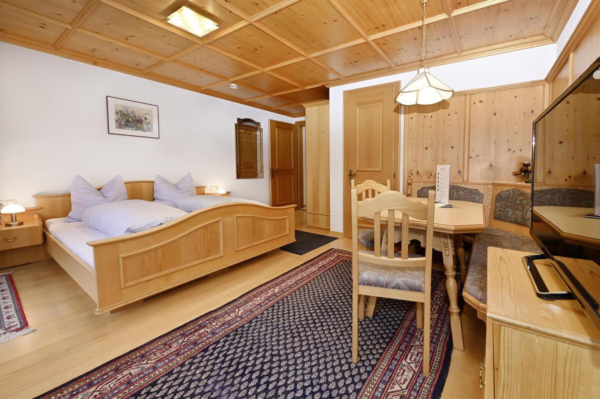 שרונס Gaestehaus Rundblick מראה חיצוני תמונה