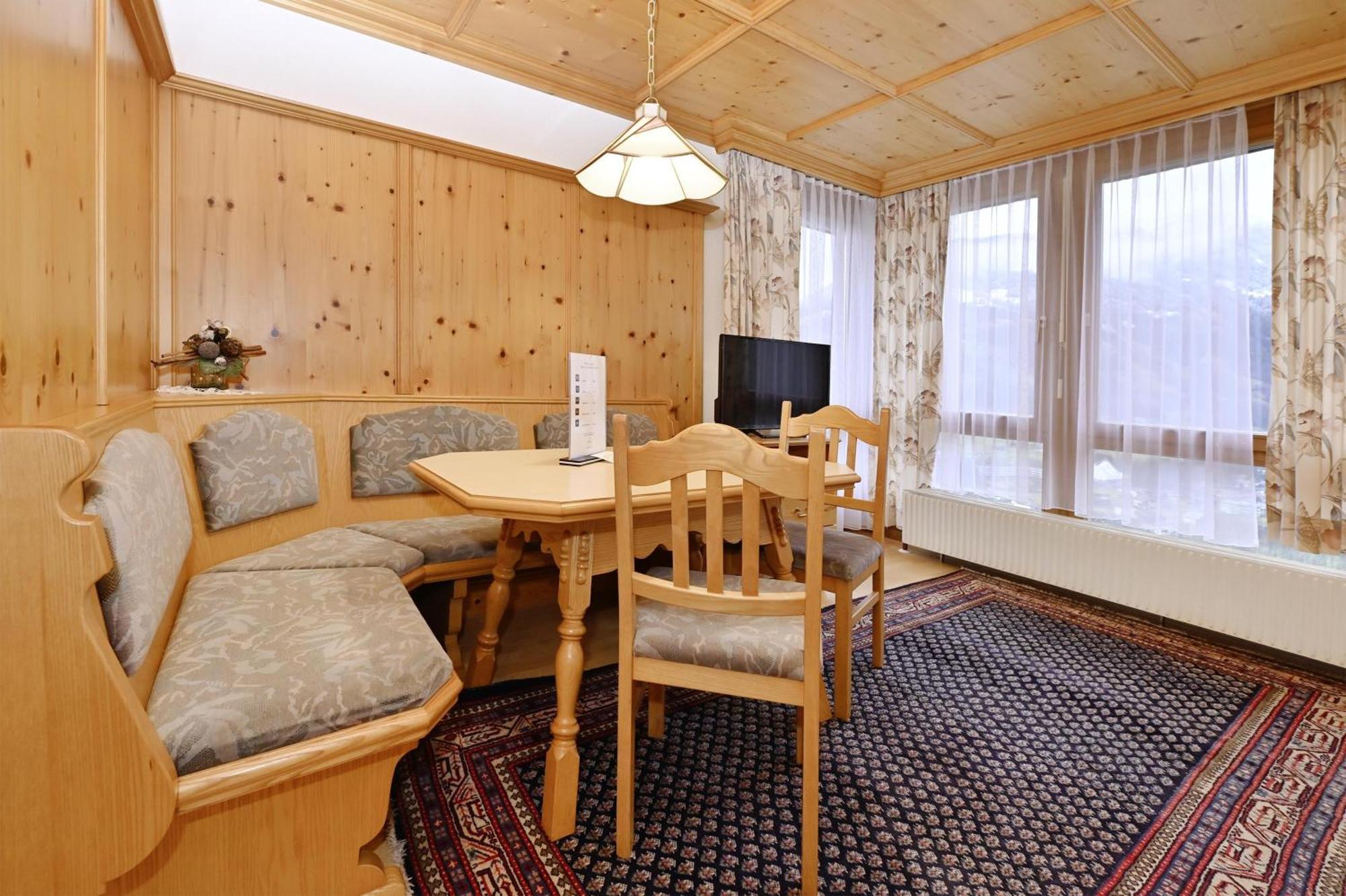 שרונס Gaestehaus Rundblick מראה חיצוני תמונה
